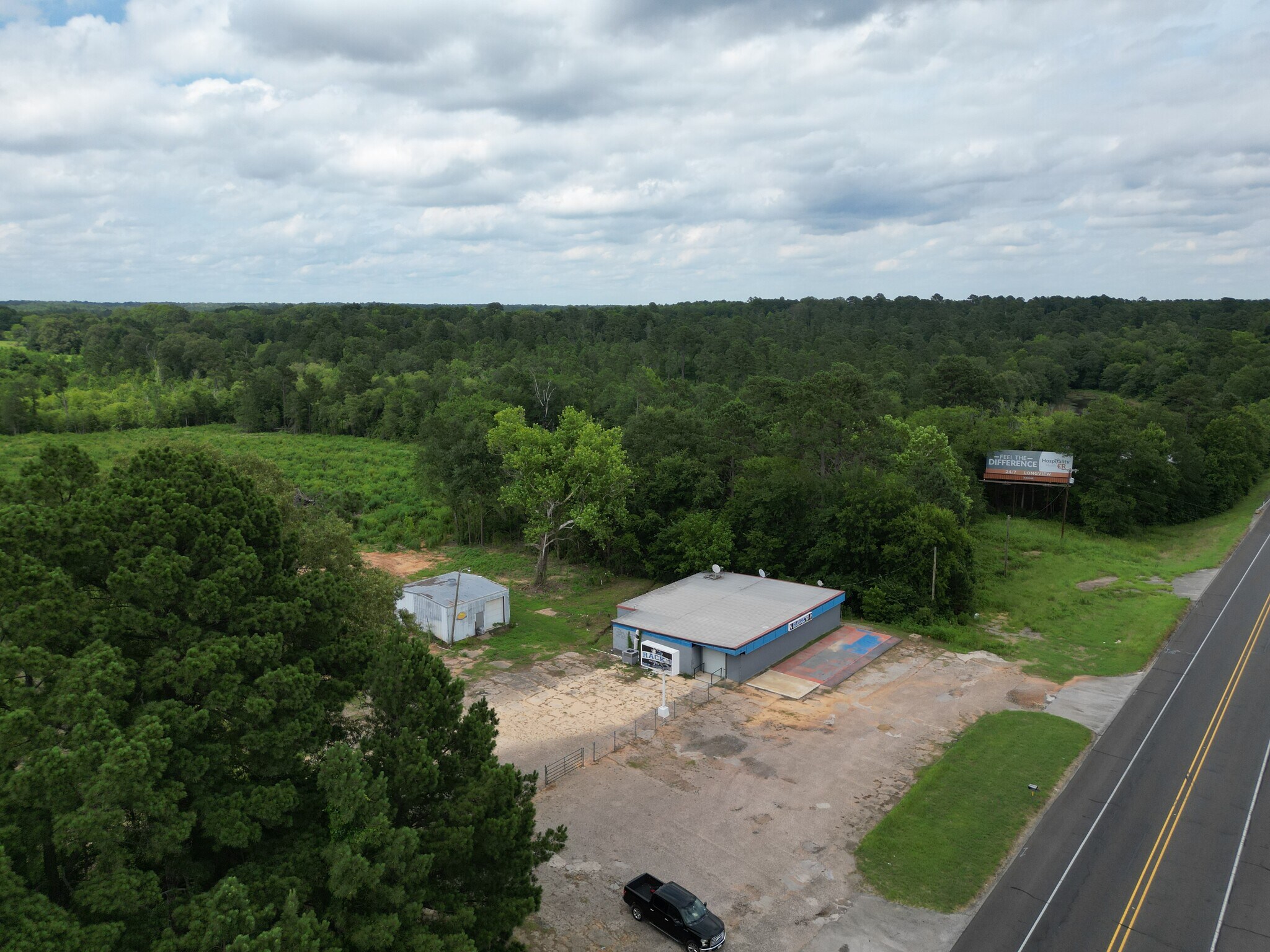 6656 W SH 31, Kilgore, TX à vendre Photo du bâtiment- Image 1 de 5