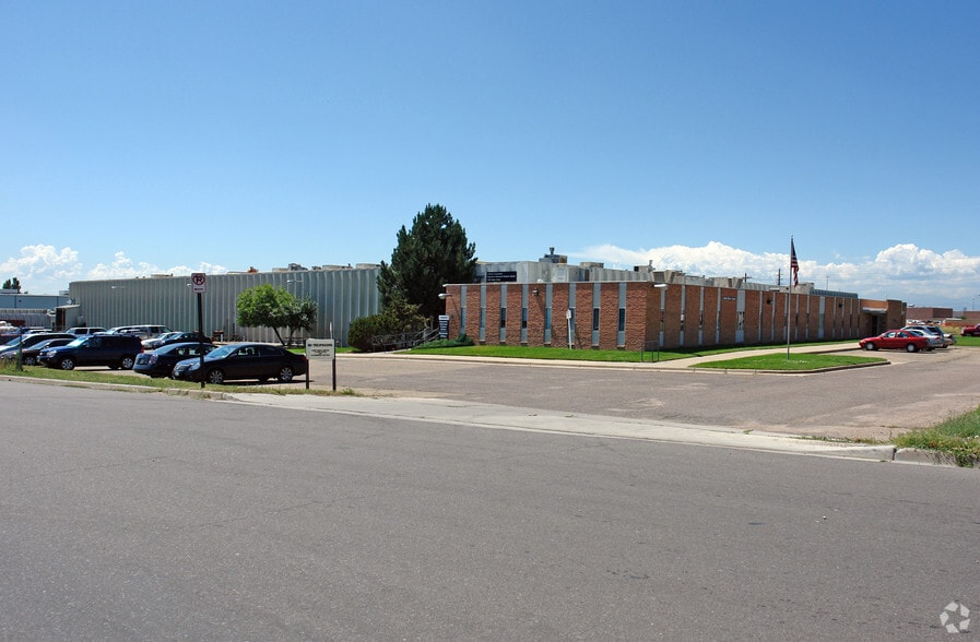 11380 E Smith Rd, Aurora, CO à vendre - Photo du bâtiment - Image 3 de 22