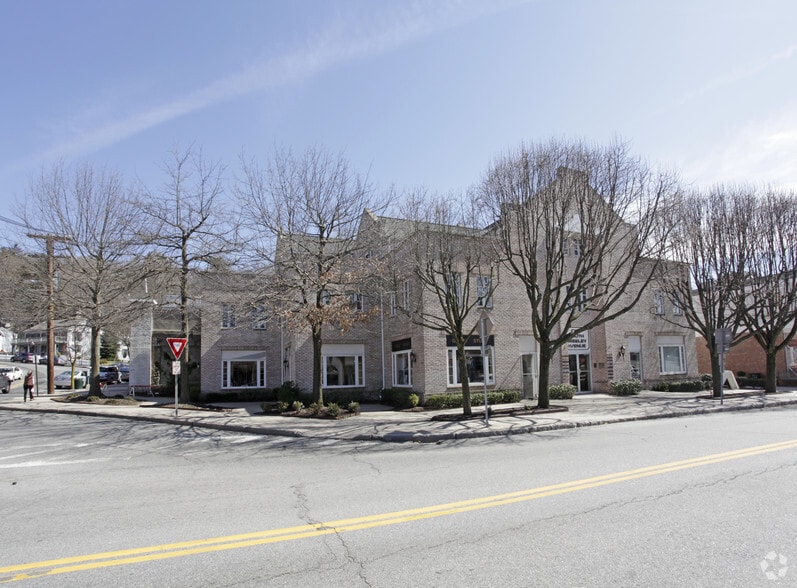 1 S Greeley Ave, Chappaqua, NY for lease - Primary Photo - Image 1 of 16