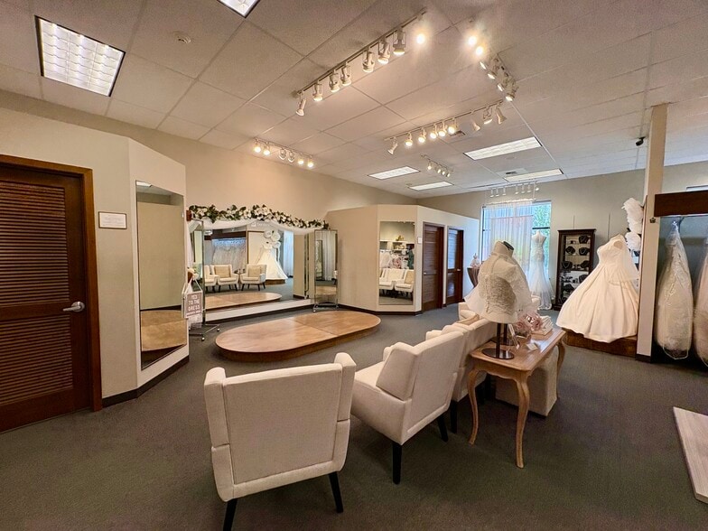 3936 NW Randall Way, Silverdale, WA for sale - Building Photo - Image 3 of 8