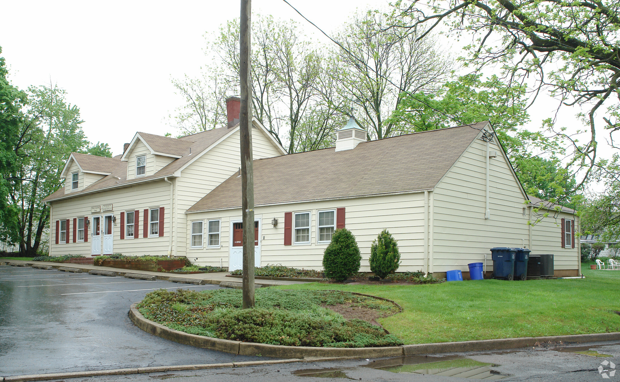 688 Nassau St, North Brunswick, NJ à vendre Photo principale- Image 1 de 1