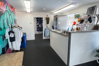 175 Central St, Saugus, MA à louer Photo intérieure- Image 2 de 7