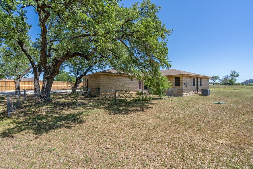 1353 Main St, Liberty Hill, TX for sale - Building Photo - Image 3 of 42