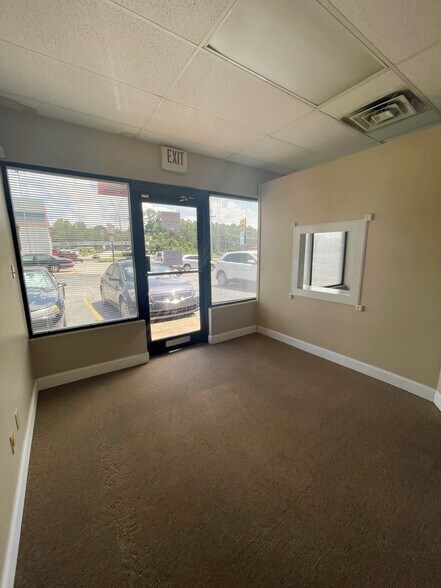 4819 Highway 58, Chattanooga, TN à louer - Photo du bâtiment - Image 3 de 11