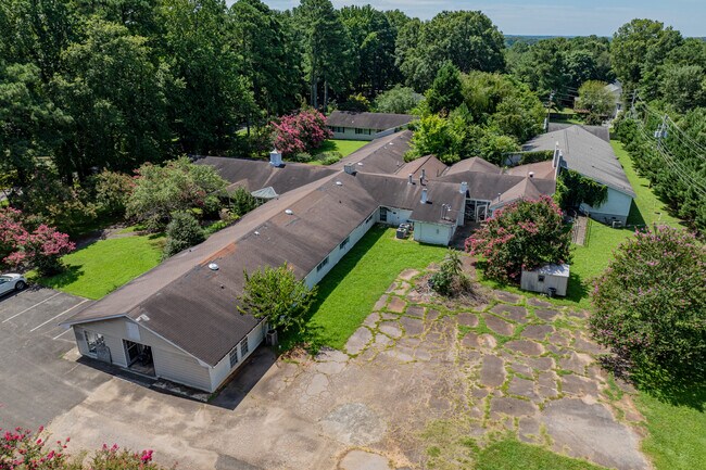 Plus de détails pour 306 S Allen Rd, Wake Forest, NC - Multi-résidentiel à vendre