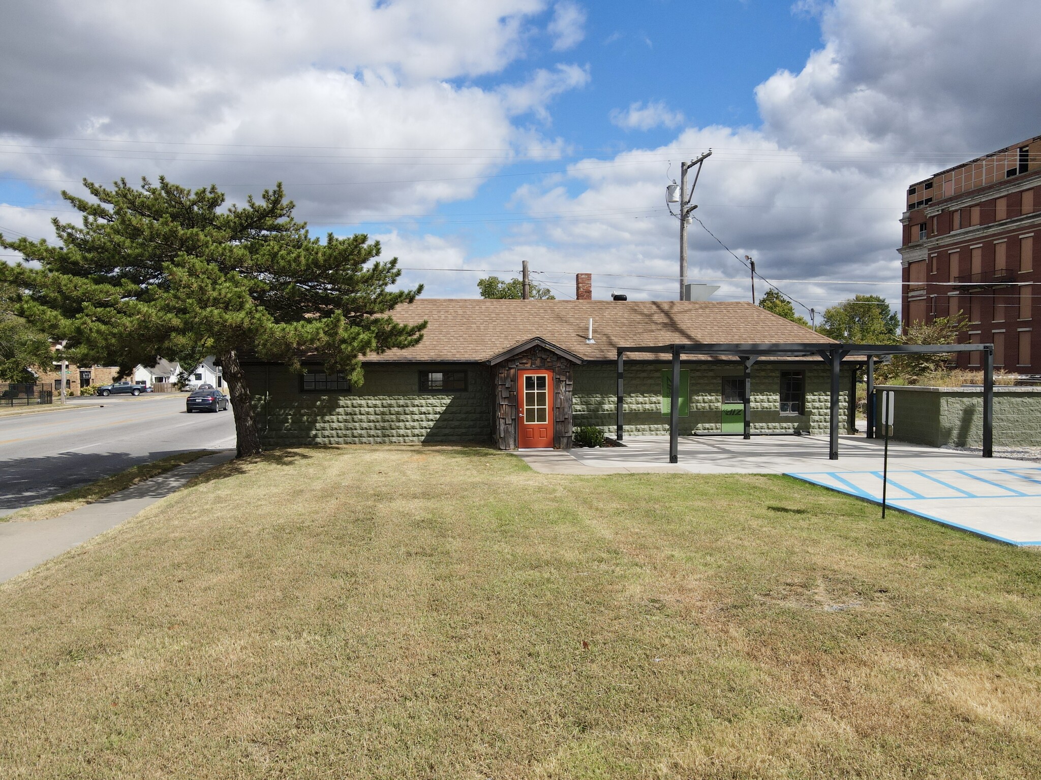 712 W 20th St, Joplin, MO à vendre Photo du b timent- Image 1 de 17