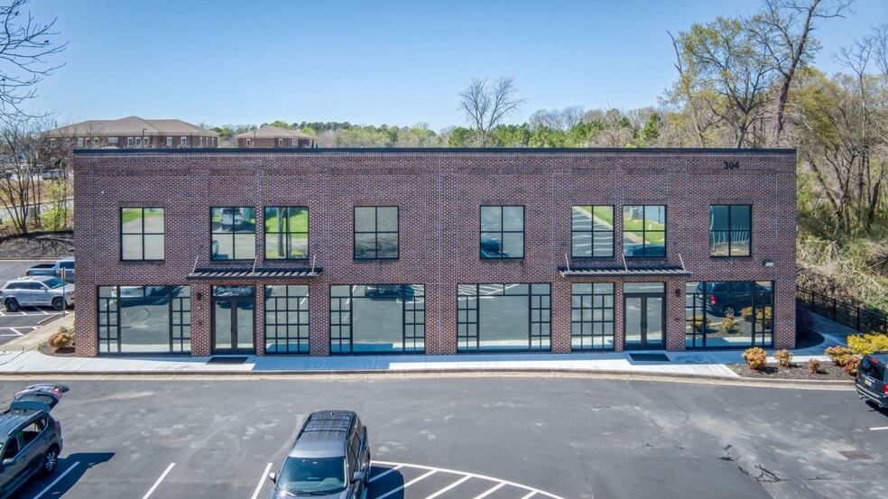 304 Tribble Gap Rd, Cumming, GA for sale - Building Photo - Image 2 of 46