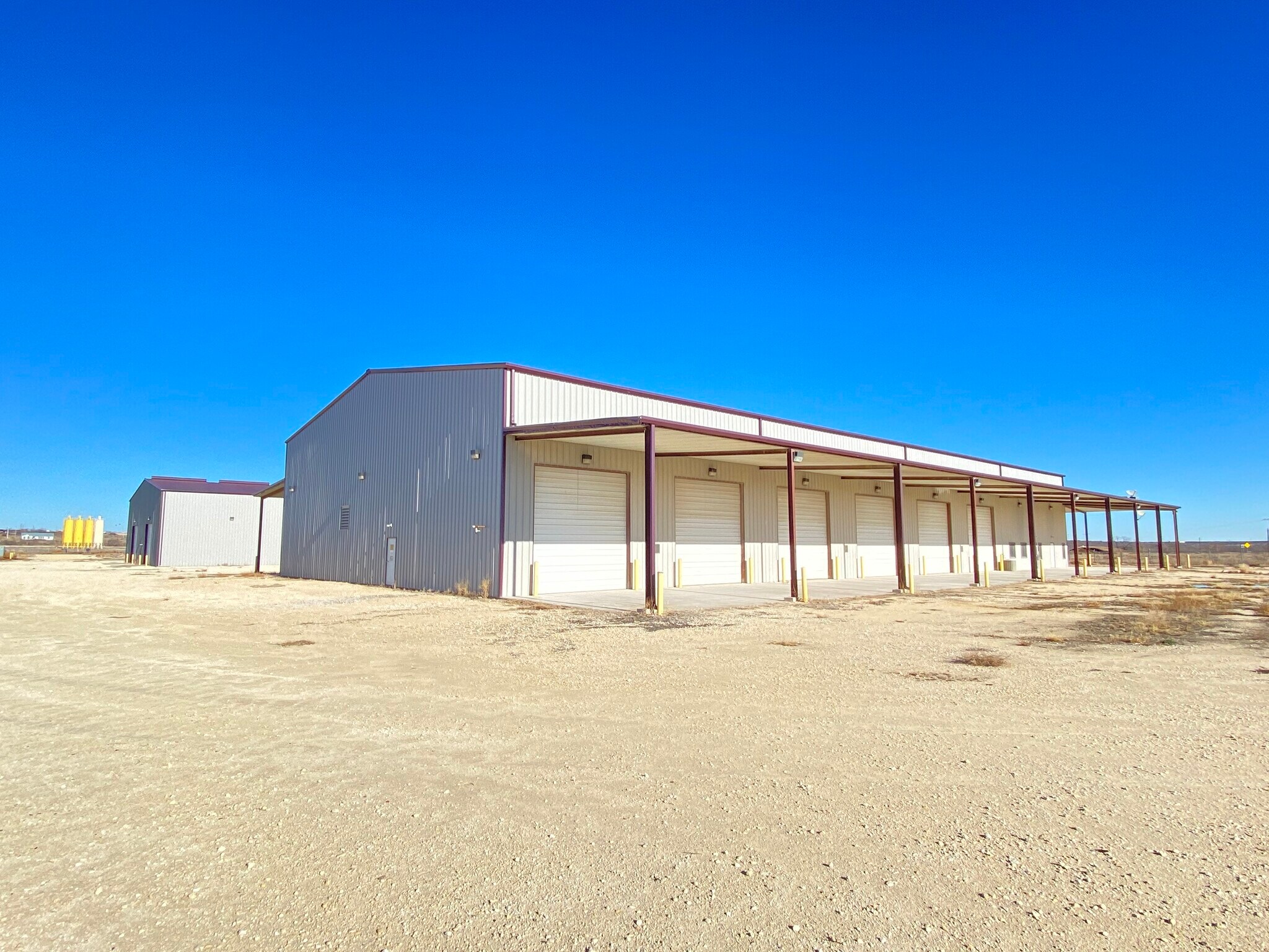 300 County Road 302, Barnhart, TX for lease Primary Photo- Image 1 of 14