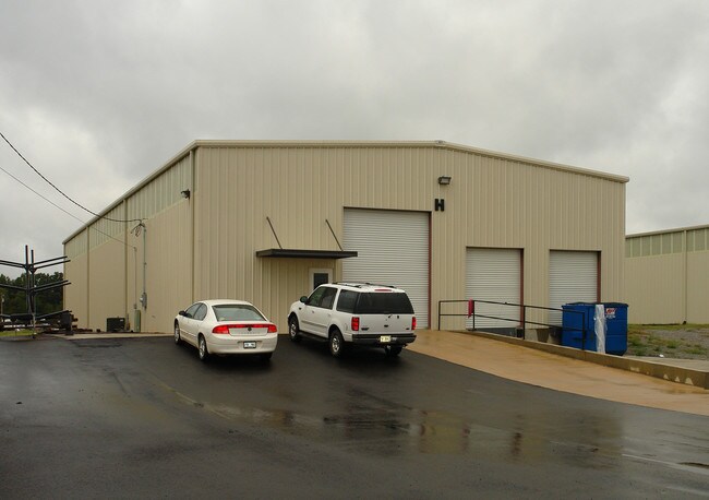 More details for 307 Walker Cir, Richland, MS - Industrial for Lease