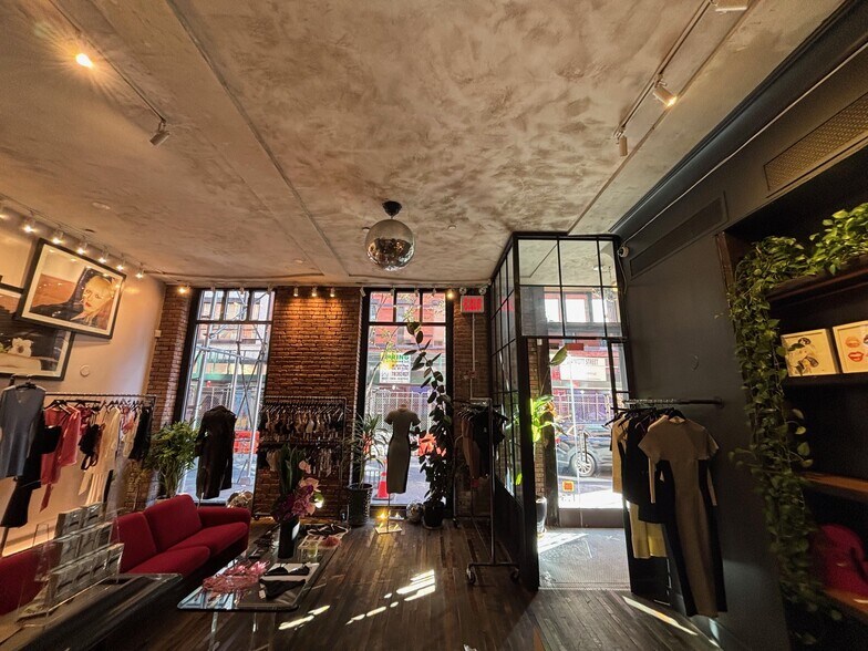 374 Broome St, New York, NY à louer - Photo du bâtiment - Image 3 de 7