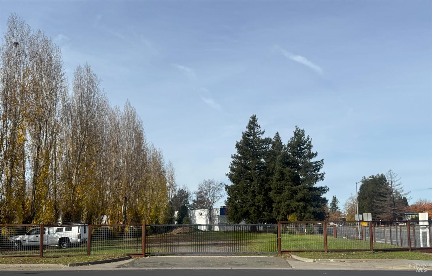 6603 Redwood Dr, Rohnert Park, CA à vendre Photo principale- Image 1 de 13