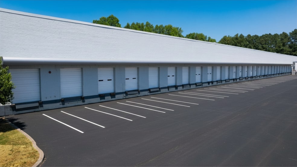 1030 Norcross Industrial Ct, Norcross, GA for lease - Building Photo - Image 3 of 7