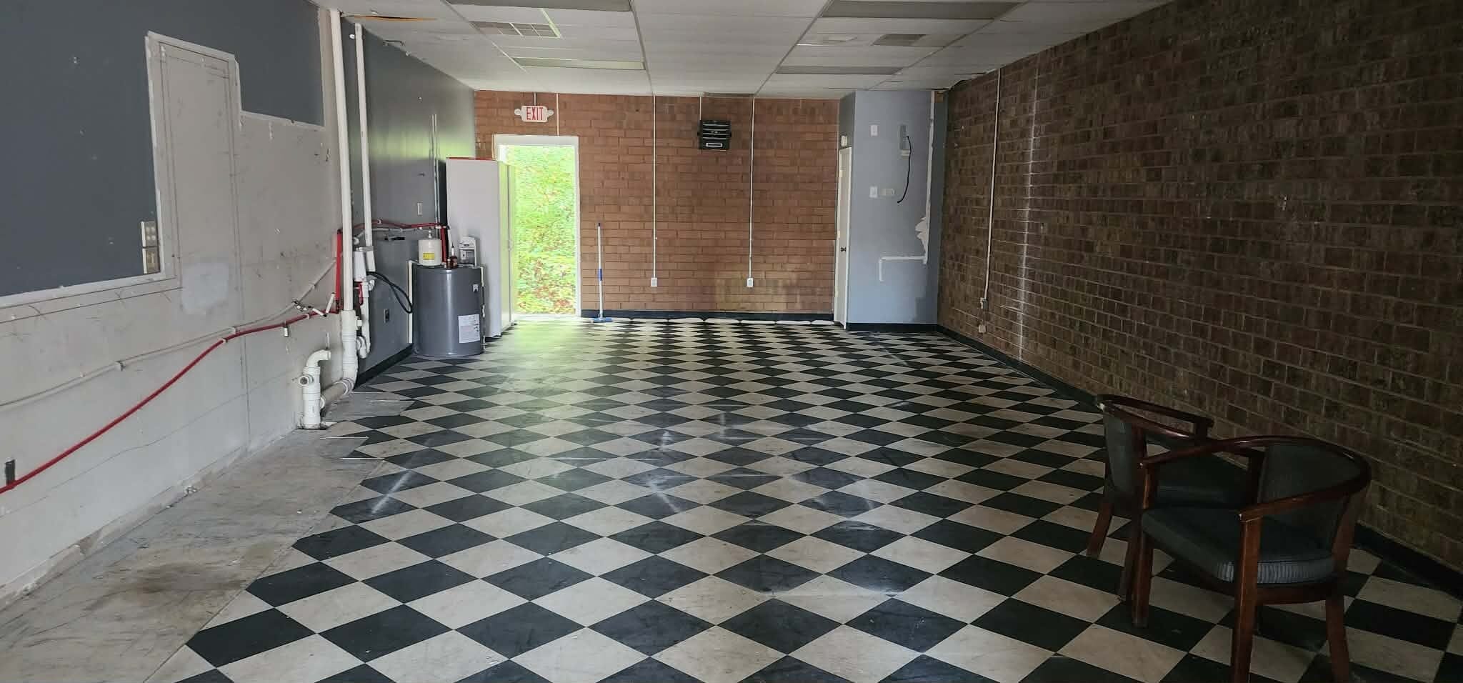 1102-1104 W Fairfield Rd, High Point, NC à louer Photo intérieure- Image 1 de 5