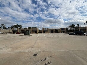 1905 Longmire Rd, Conroe, TX for lease Building Photo- Image 1 of 30