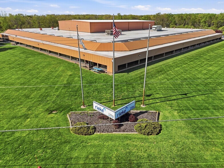 2855 E Bellefontaine Rd, Hamilton, IN à vendre - Photo du bâtiment - Image 2 de 7