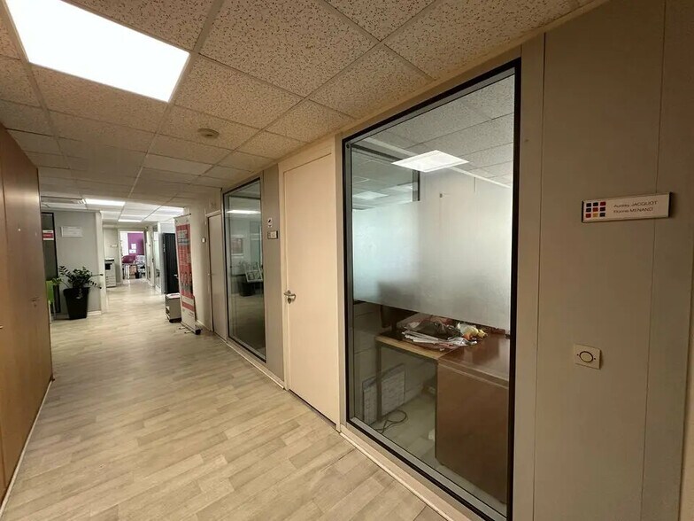 Office in Strasbourg for sale - Building Photo - Image 3 of 7