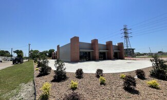 Plus de détails pour 3320 N Main St, Baytown, TX - Commerce de détail à louer