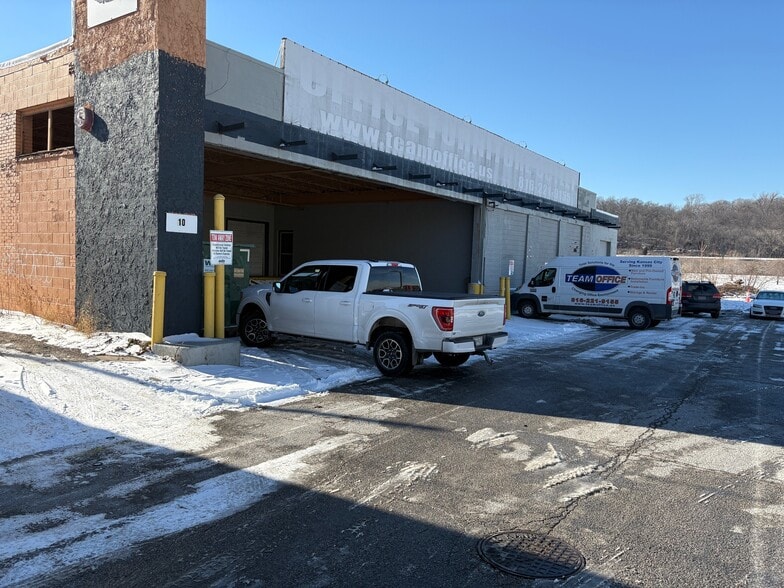 10 Hill St, Kansas City, KS à vendre - Photo du bâtiment - Image 2 de 6