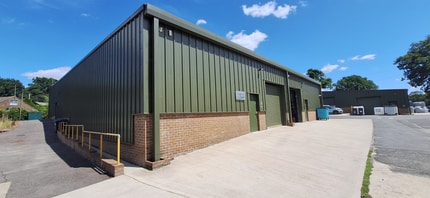 Plummers Plain, Horsham for lease Interior Photo- Image 1 of 3