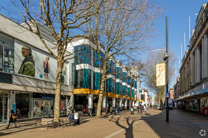 North End, Croydon à louer - Photo du bâtiment - Image 3 de 9