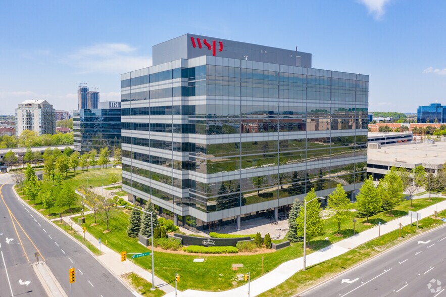 100 Commerce Valley Dr W, Markham, ON à louer - Photo du bâtiment - Image 3 de 8