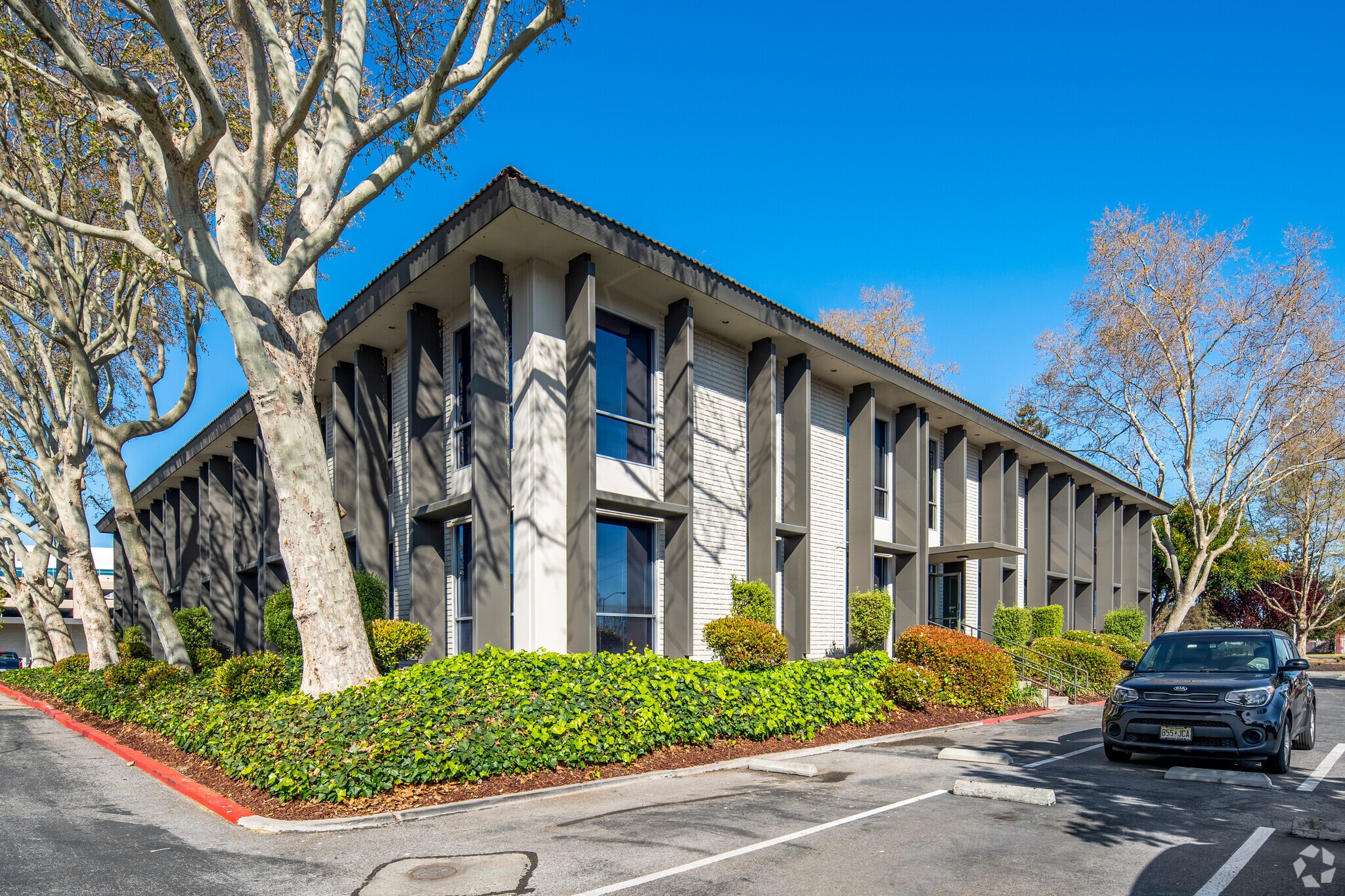 2910-2960 Scott Blvd, Santa Clara, CA for lease Primary Photo- Image 1 of 7