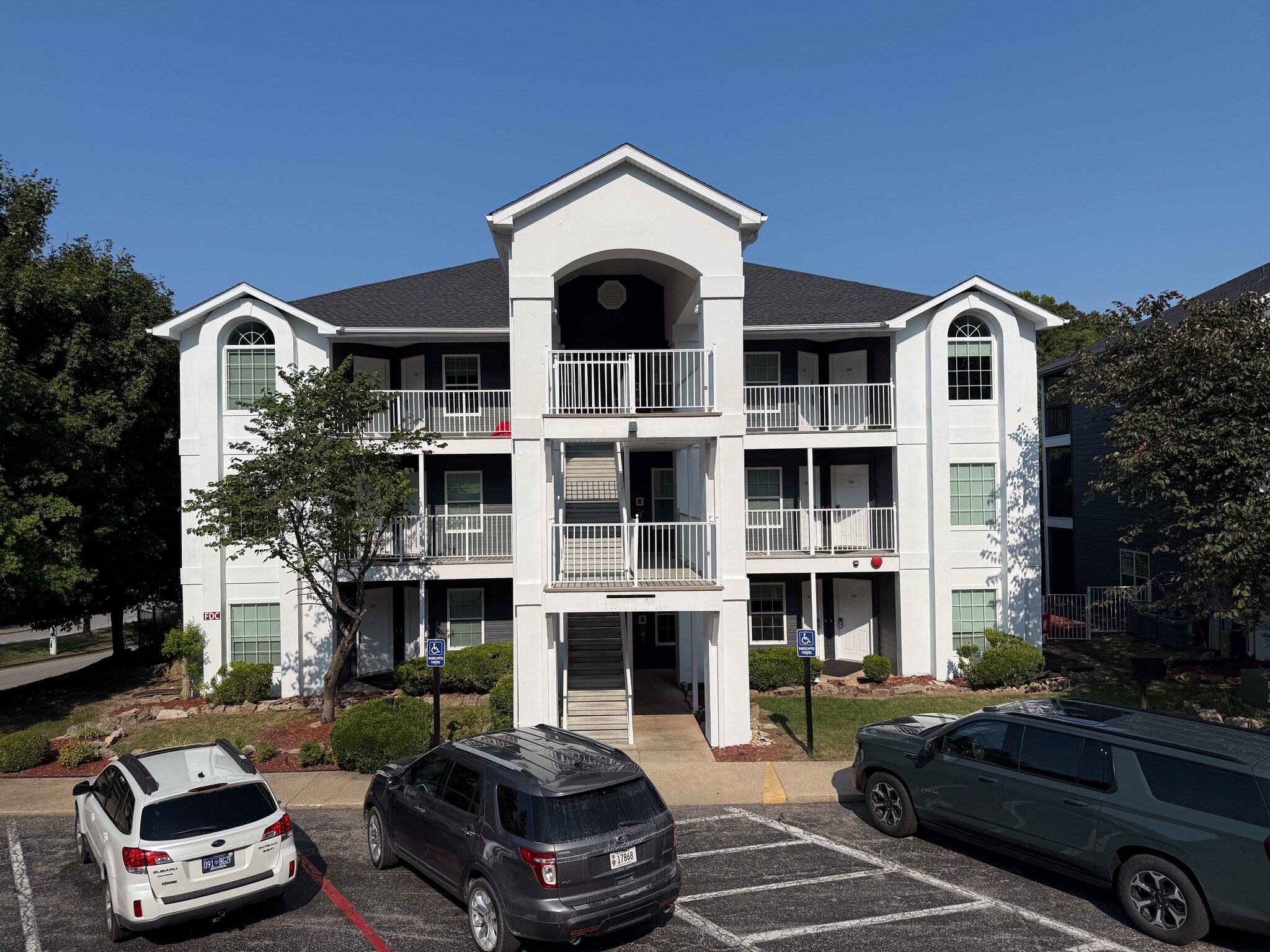 3165 Falls Pky, Branson, MO for sale Primary Photo- Image 1 of 10