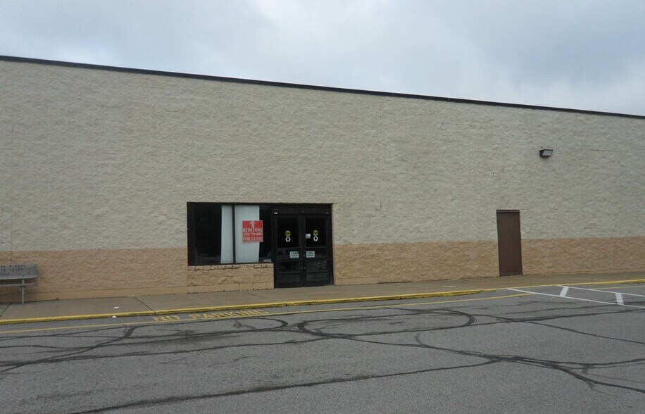 1305 Canton Rd NW, Carrollton, OH à louer - Photo du bâtiment - Image 3 de 6