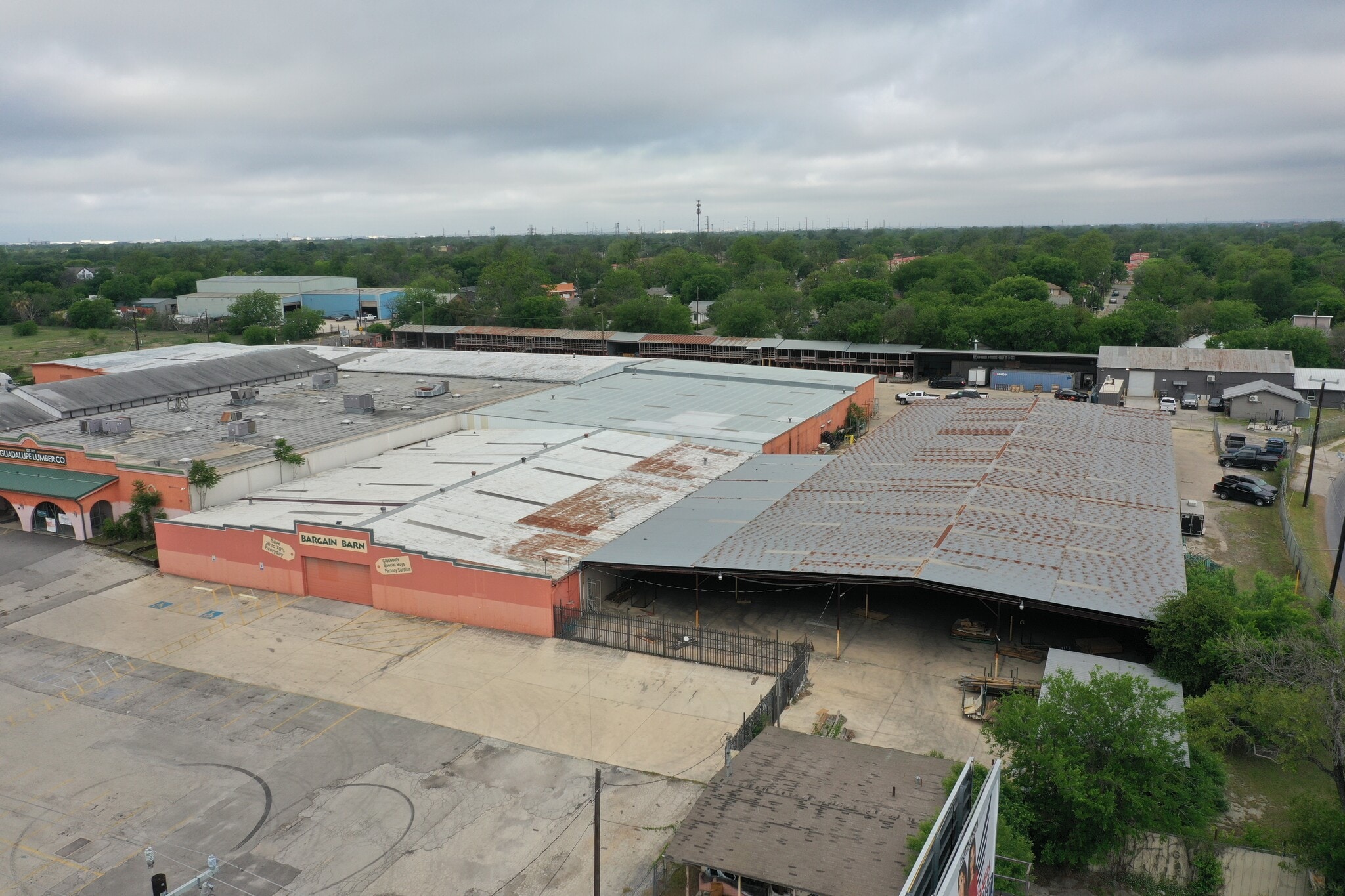 1547 S Zarzamora St, San Antonio, TX for lease Building Photo- Image 1 of 7