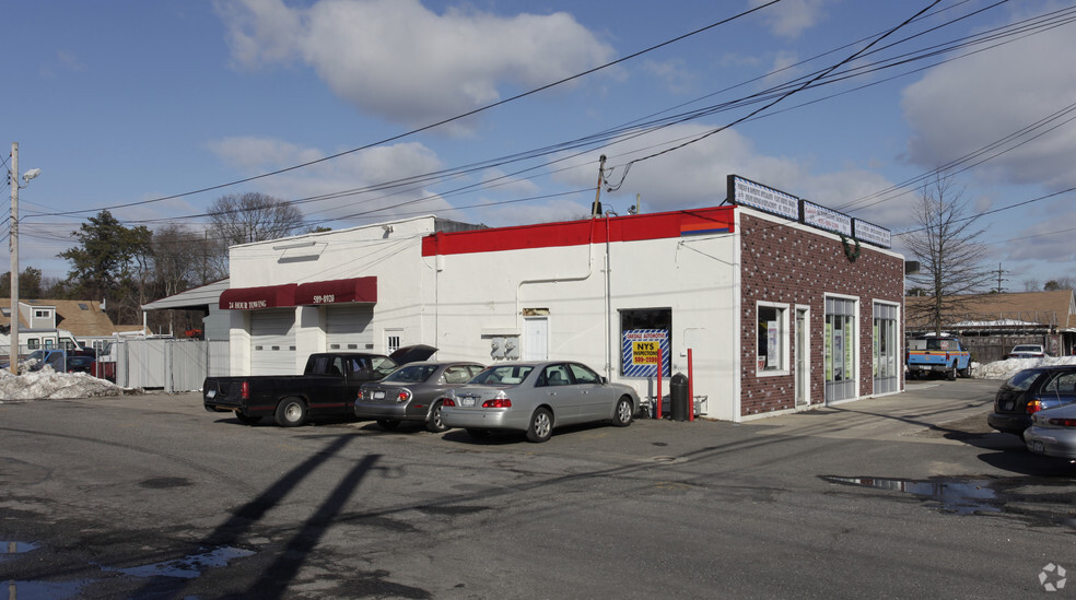 1535 Montauk Hwy, Oakdale, NY for lease - Building Photo - Image 2 of 7