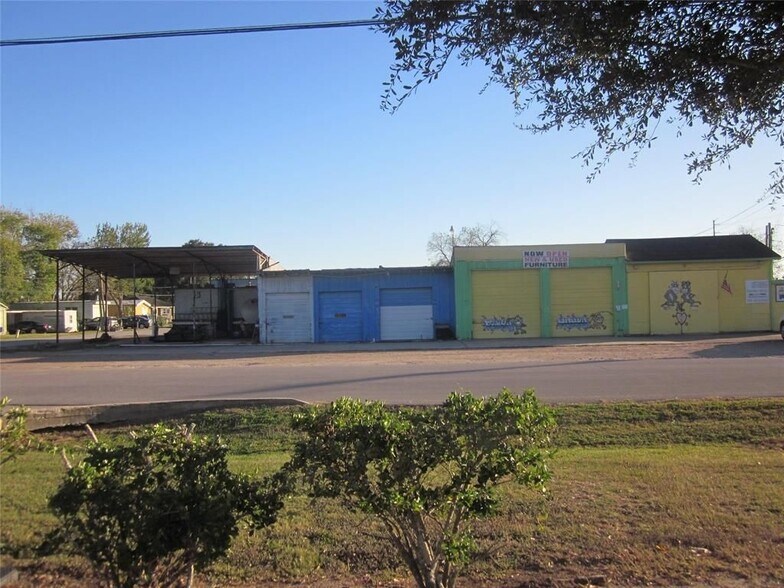 1804 Avenue O, Rosenberg, TX à vendre - Photo du bâtiment - Image 2 de 7