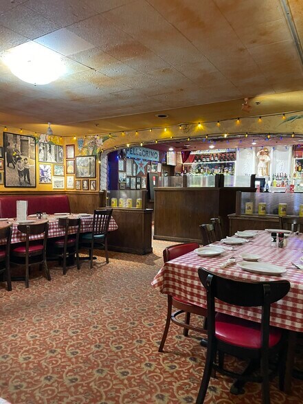 643 Emerson St, Palo Alto, CA à vendre - Photo intérieure - Image 3 de 6