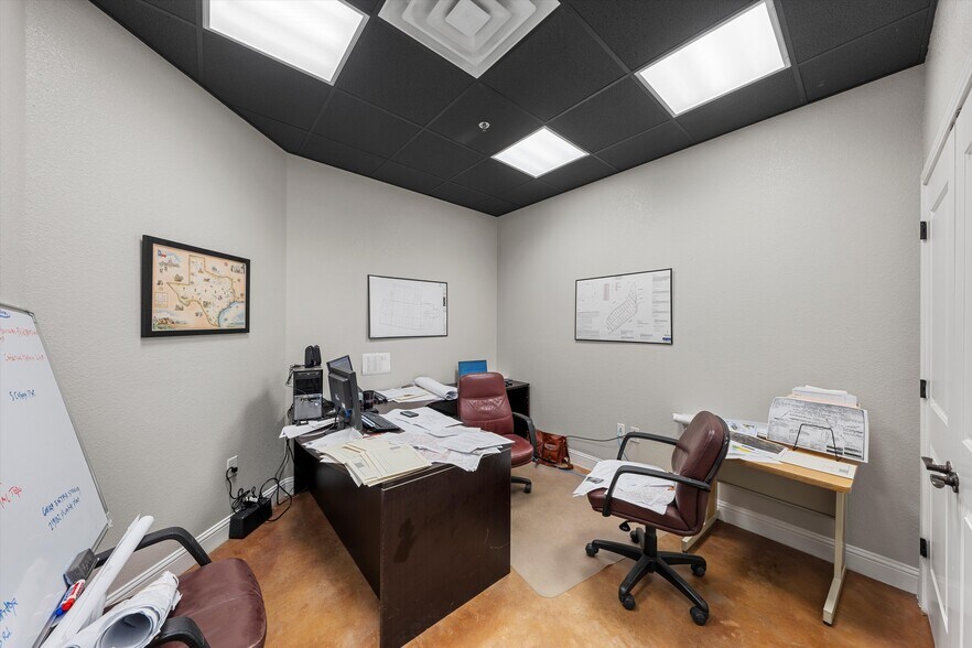 613 Austin Ave, Waco, TX à louer - Photo intérieure - Image 2 de 6