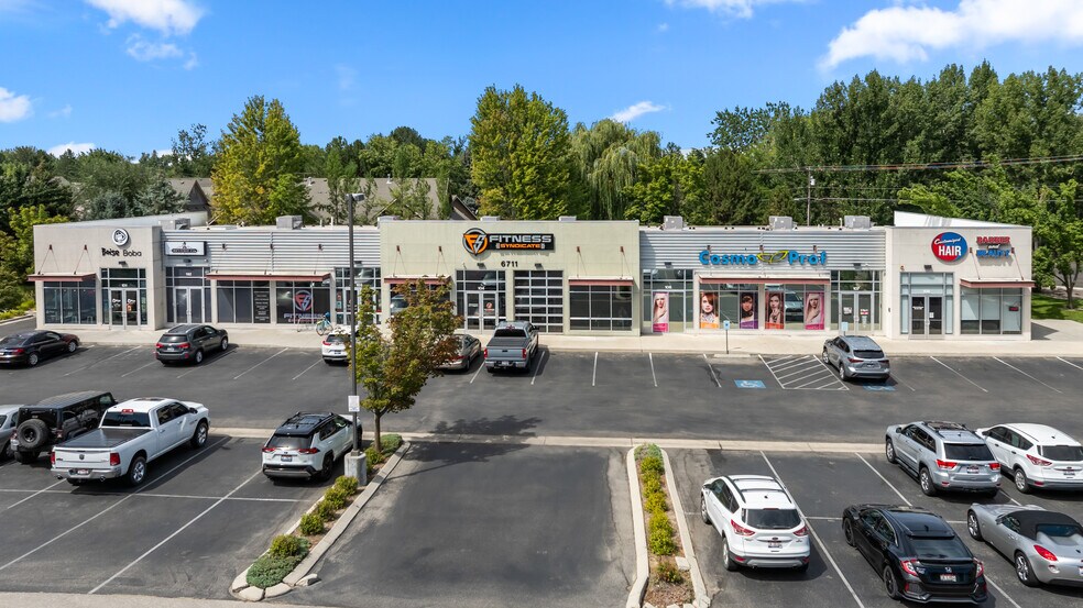 6711 N Glenwood St, Garden City, ID à vendre - Photo du bâtiment - Image 2 de 3