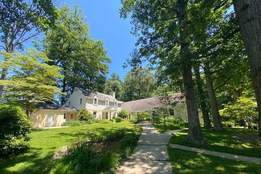 1105 Providence Rd, Towson, MD à vendre - Photo du bâtiment - Image 1 de 16