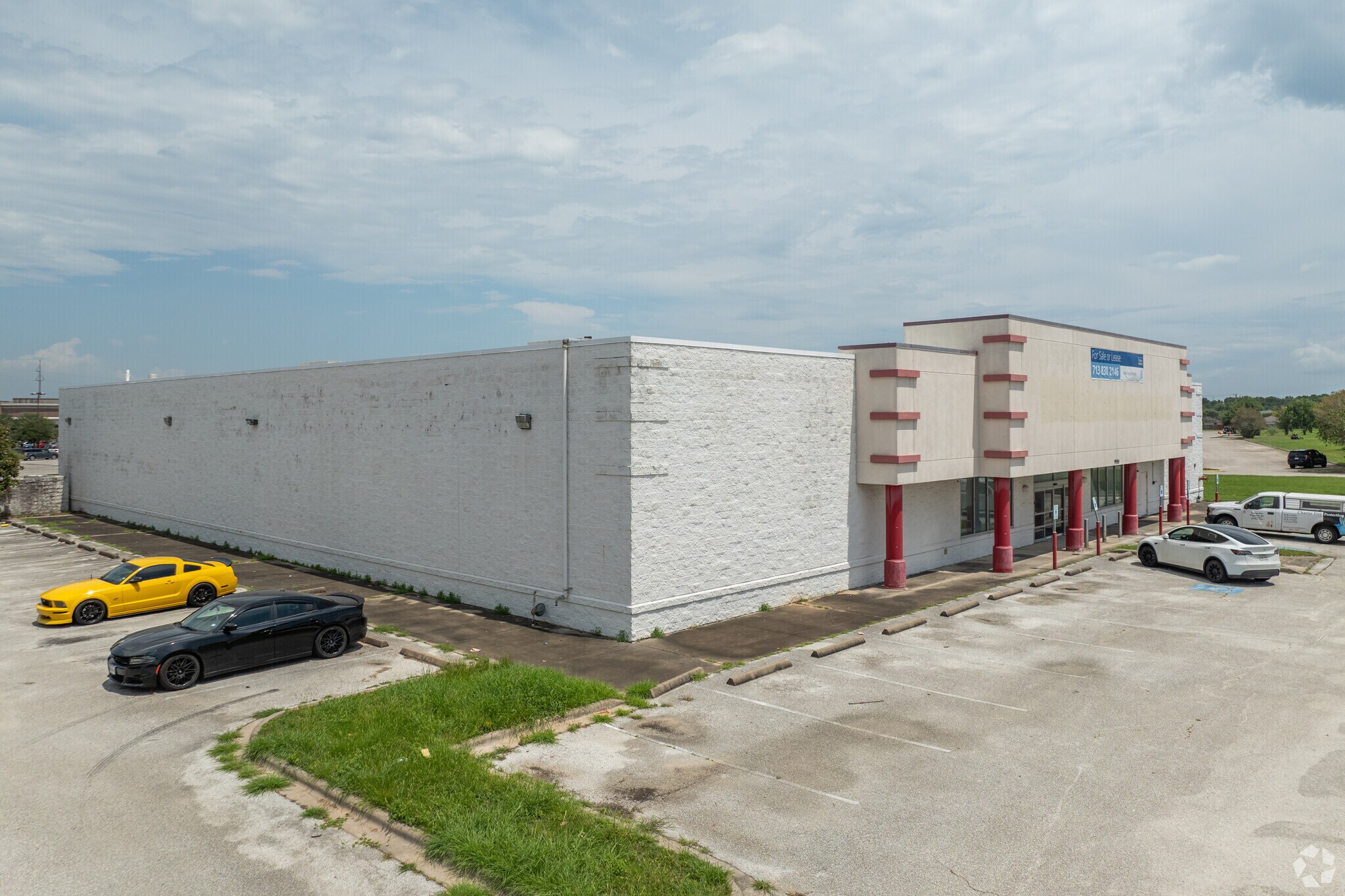 9550 Emmett F Lowry Expy, Texas City, TX for lease Primary Photo- Image 1 of 12