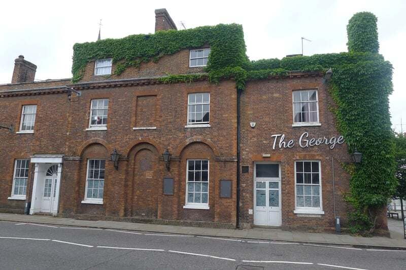 2 Hitchin St, Baldock for lease Primary Photo- Image 1 of 4