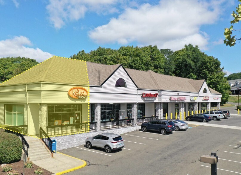 447 Monroe Tpke, Monroe, CT à louer Photo du bâtiment- Image 1 de 2