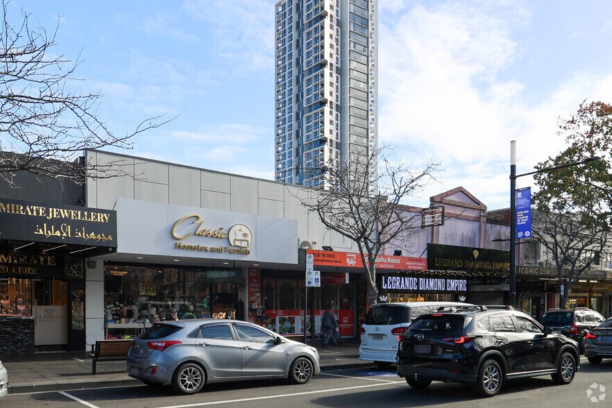 221 Macquarie St, Liverpool for sale - Building Photo - Image 2 of 2