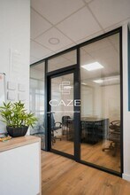 Office in Cenon for sale Interior Photo- Image 2 of 5