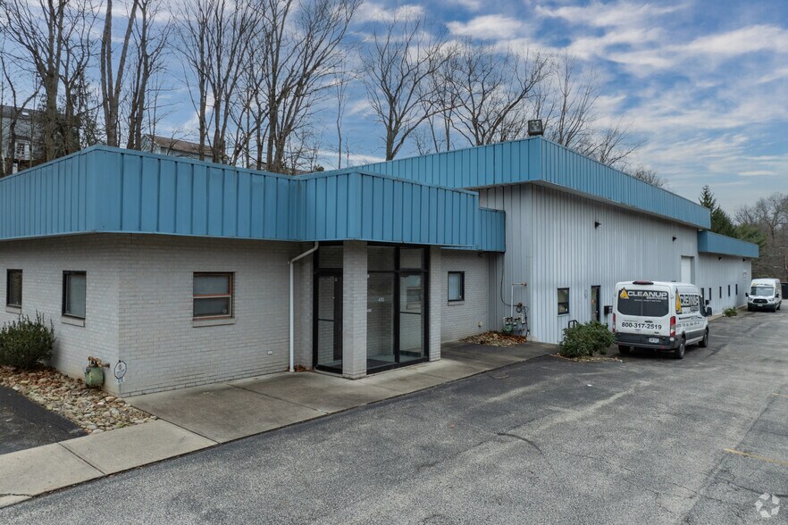 460-470 Old Frankstown Rd, Monroeville, PA à louer - Photo principale - Image 1 de 4