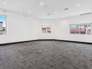 77 Willoughby Rd, Crows Nest à louer Photo intérieure- Image 1 de 5