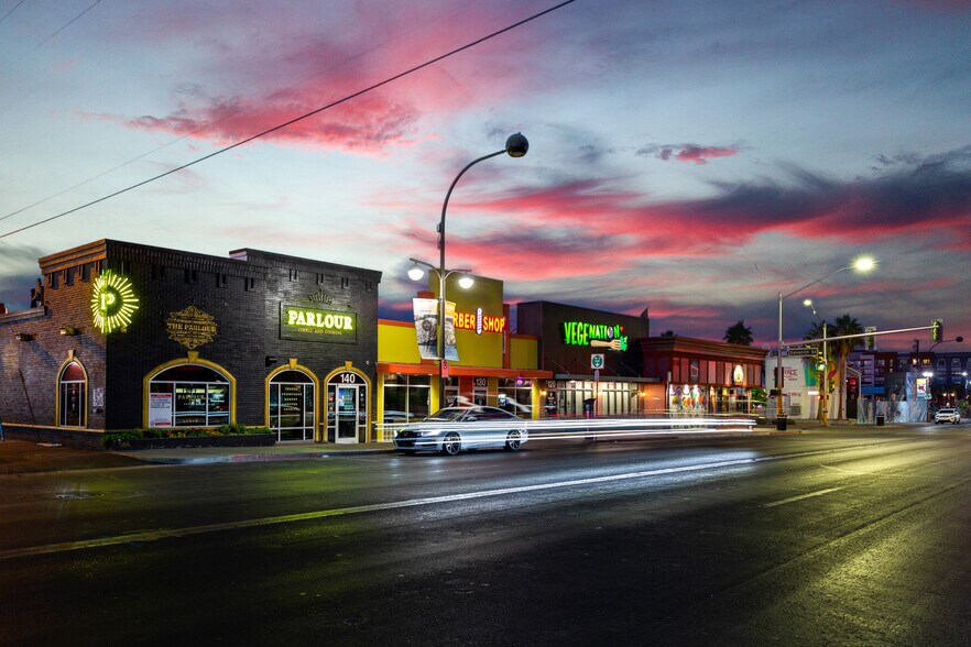 618 E Carson Ave, Las Vegas, NV à louer - Photo du bâtiment - Image 1 de 10