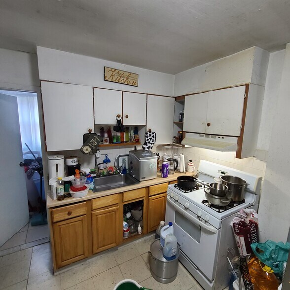 660 Mount Prospect Ave, Newark, NJ à vendre - Photo du bâtiment - Image 2 de 12