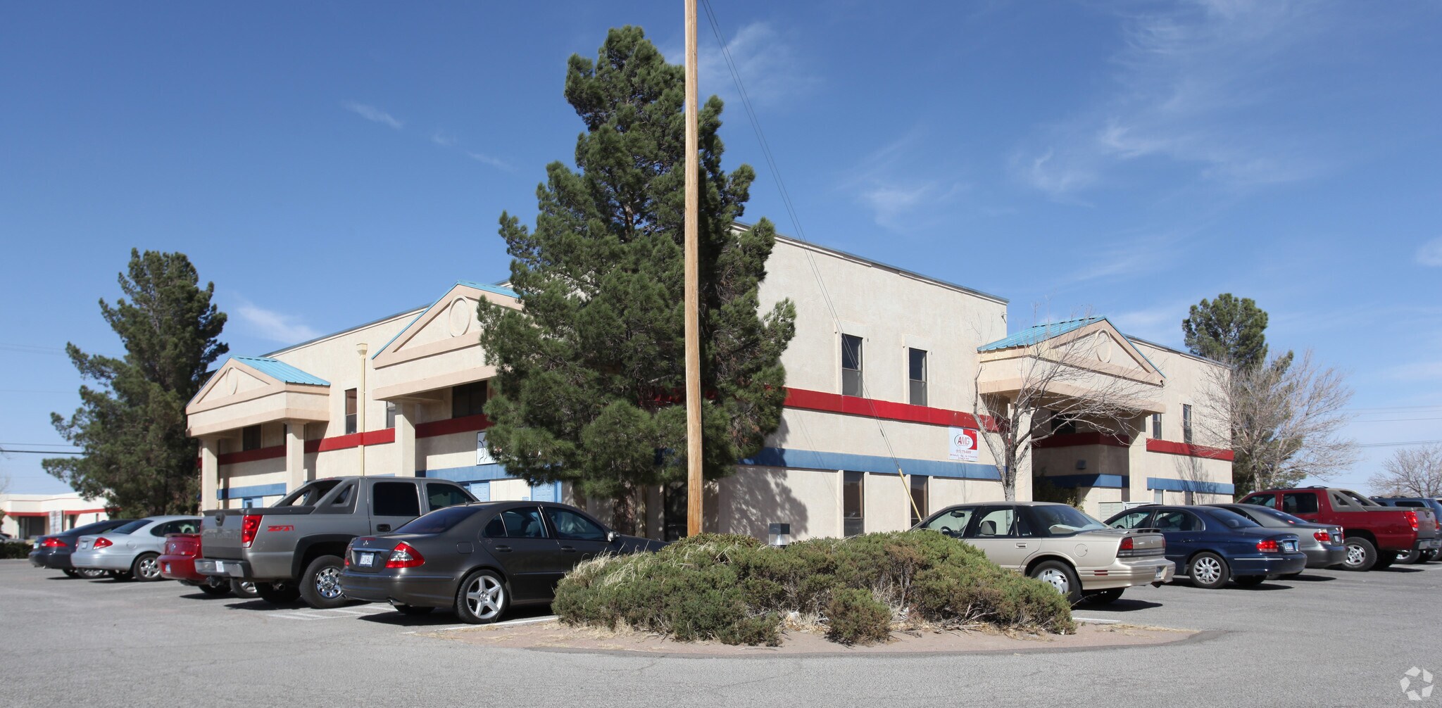 6500 Boeing Dr, El Paso, TX à louer Photo du bâtiment- Image 1 de 6