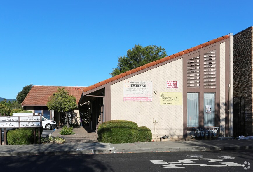 1710-1718 Linda Dr, Pleasant Hill, CA à vendre - Photo du bâtiment - Image 2 de 4