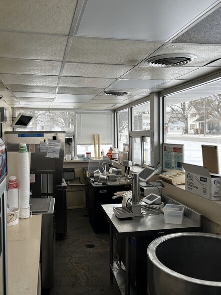 421 W River St, Antwerp, OH for sale - Building Photo - Image 3 of 11