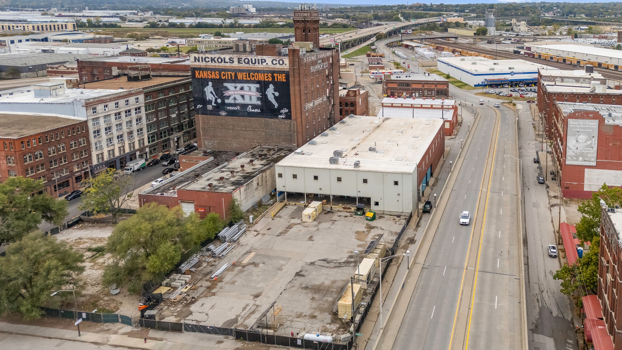 1315 W 12th St, Kansas City, MO à vendre Photo principale- Image 1 de 86