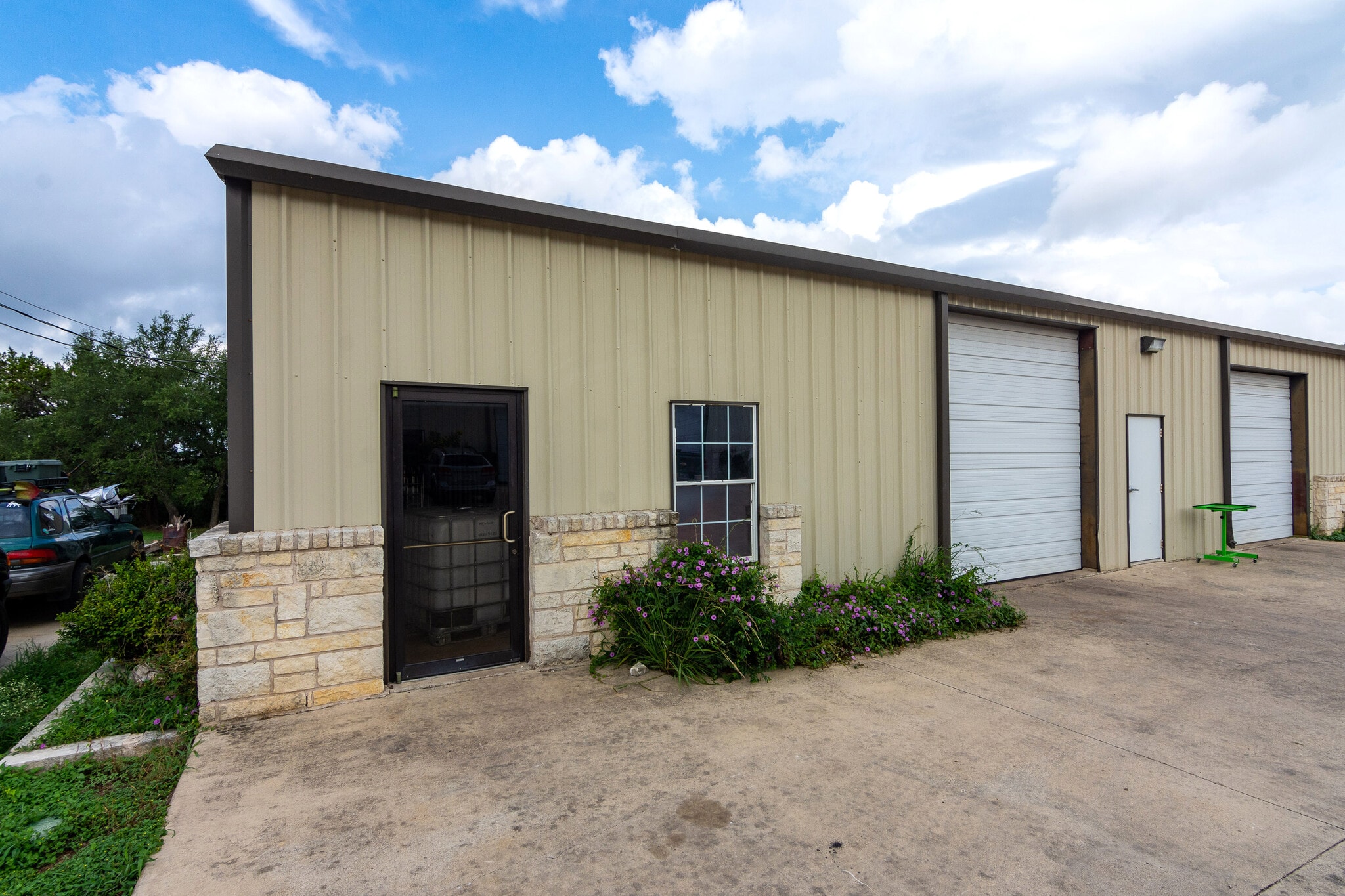 1034 Canyon Bend Dr, Dripping Springs, TX for sale Building Photo- Image 1 of 7