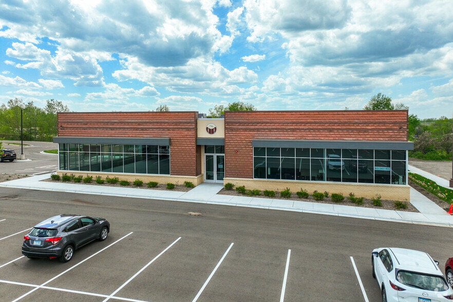 796 Bielenberg Dr, Woodbury, MN for sale - Building Photo - Image 3 of 6